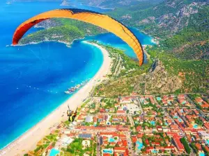 Turkey Paragliding in Fethiye  -  Blue Lagoon Ölüdeniz Tandem Paragliding
