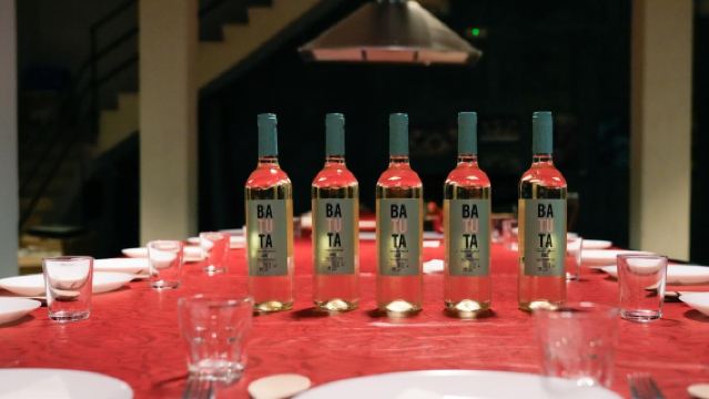 Paella cooking class, feel like a local!