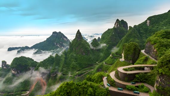 Excursion d'une journée à Zhangjiajie : parc national de la montagne Tianmen et tour des 72 merveilles