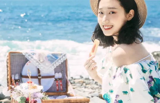 羅馬尼亞布加勒斯特Trip Moments【約拍跟拍婚拍街拍抓拍航拍攝影攝像/多語言翻譯/動作指導】