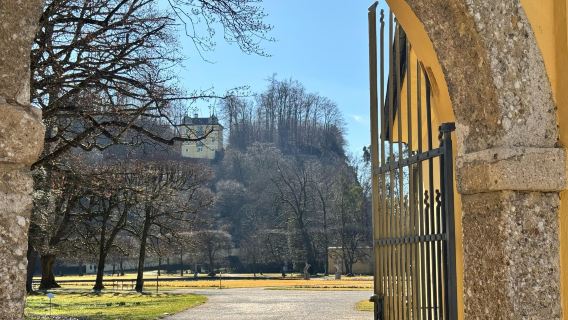Private 6 hour guided e-bike tour to the filming locations of "The Sound of Music Movie" with the trick fountains
