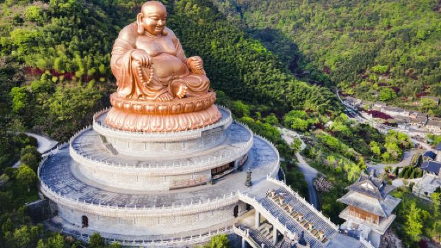 寧波溪口+雪竇山+雪竇寺+千丈巖+彌勒大佛+蔣氏故居一日遊