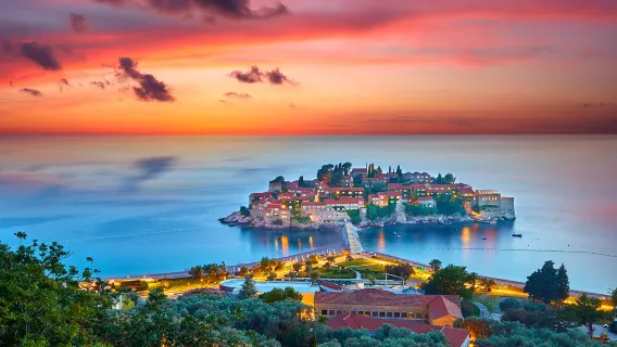 黑山科托爾出發到地拉那或杜拉斯一日遊【聖斯特凡+斯庫台湖】