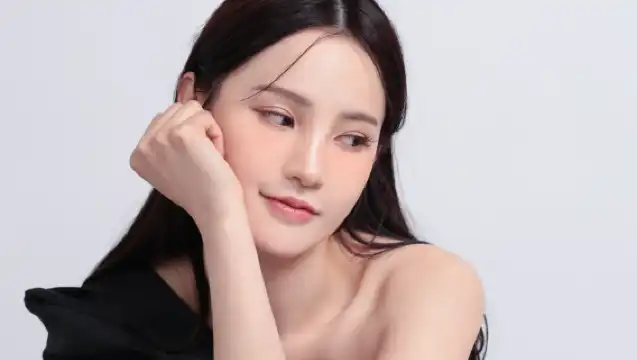 韓國首爾明洞【RednowStudio韓式證件照 & 化妝 & 個人色彩測試】