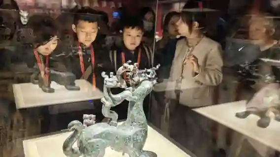 「大咖說」河南博物院人員導覽·2.5-3.5小時精講·15人團【可含門票】