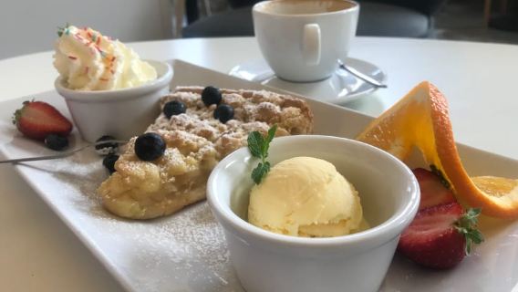 Lawatan Makanan Tradisional Gdansk dengan Bersiar-siar di Bandar Lama