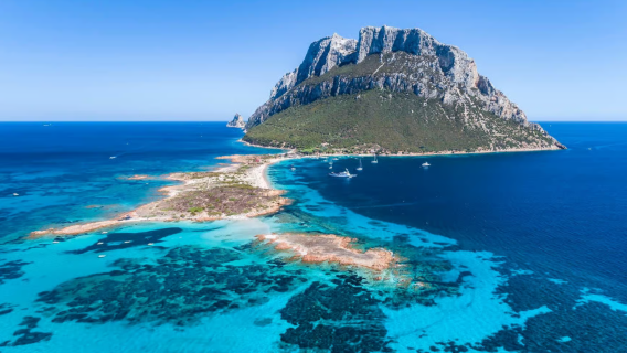 Tavolara Island Boat Tour with Snorkeling in Sardinia, Italy