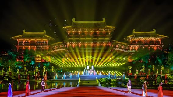 Prenotazione biglietto per spettacolo Feng Wu Shen Du: immergiti in una festa culturale della dinastia Tang (autonomo)
