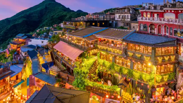 【跨年限定】十分天燈祈福ｘ九份品茶ｘ台北101燦爛煙火一日遊