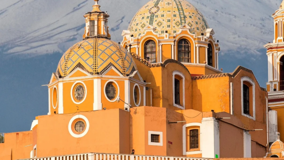 墨西哥城包車一日遊服務【普埃布拉+大金字塔】雪山遇見教堂