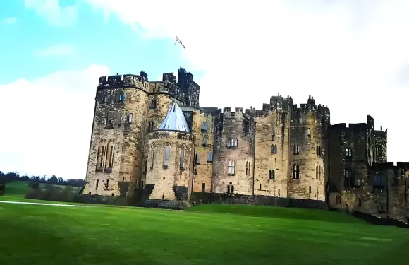 哈利波特主題包車遊12小時/愛丁堡出發大象咖啡館+阿尼克城堡