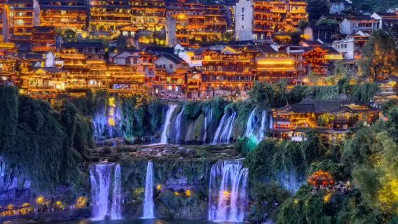 Start from zhangjiajie Private Day Tour toTianmen Mountain and Furong town (night view)