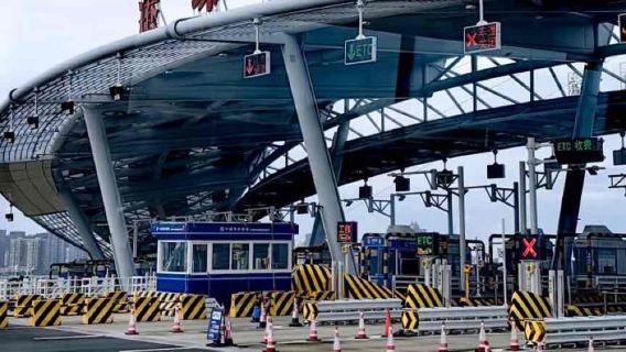 Macau - Hong Kong|Hotel Beverly Plaza Macau - Isola Artificiale di Zhuhai (trasferimento) - Metropark Hotel Mongkok Hong Kong [Servizio navetta commerciale transfrontaliera con partenze a orari fissi]