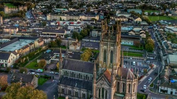 Ireland Dublin pergi-balik + Batu Cashel + Kilkenny sewaan peribadi lawatan sehari/Boleh disesuaikan