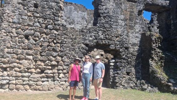 Jaffna: City Tour with Food Tasting and Local Guide