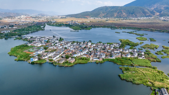 Departure from Dali: Dali West Lake + Eryuan Hot Springs private charter 1-day tour