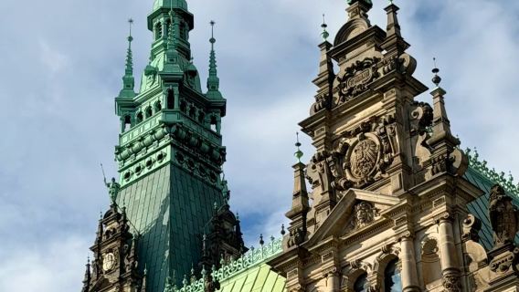 Hamburg + Belediye Sarayı + Speicherstadt + Elbphilharmonie + Minyatür Harikalar Diyarı günübirlik turu