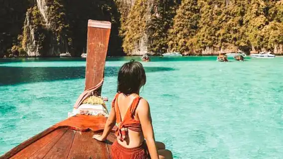 ภูเก็ต เกาะพีพีเล + Ko Mai Phai ทัวร์ 1 วัน ดำน้ำตื้นด้วยเรือยอชต์