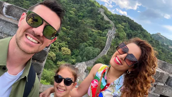 Mutianyu Great Wall Bus Tour with Activity Options (CN·EN·ES Guides+5-Hour Sightseeing) 