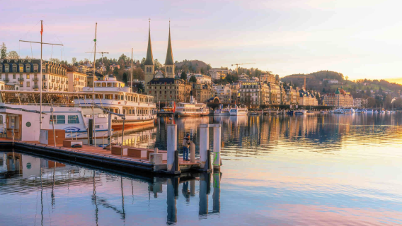 perjalanan satu hari Swiss + Zurich + Gunung Pilatus