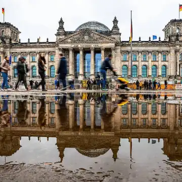 ブランデンブルク門+国会議事堂 (ドイツ)+ゲーデンスケッテ