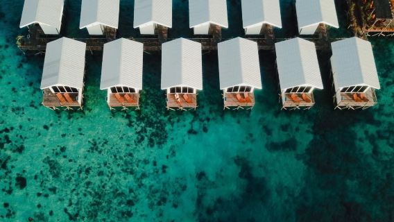 Independent ocean view at Semporna Shun Shun Water Bungalow Resort - high-value viral glass sea destination