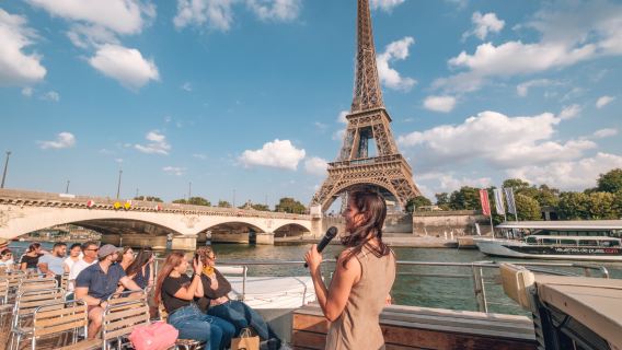 Vedettes De Paris Crucero por el Sena Estrella de París - Crucero guiado por el Sena