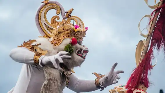 峇裡島：免排隊烏魯瓦圖寺和 Kecak 火舞之旅