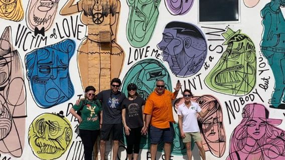 St. Petersburg: Mural Biking Tour