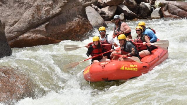 Каньон-Сити: рафтинг по Королевскому ущелью с гидрокостюмом, обедом и фотографиями
