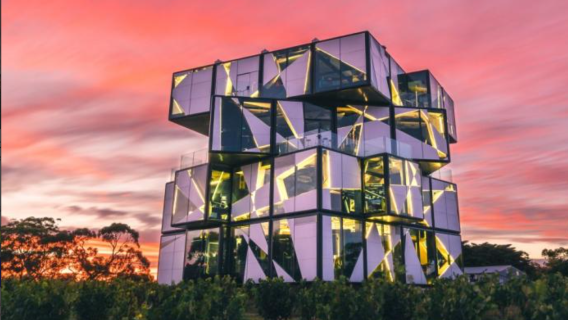 奔赴阿德萊德海岸：魔方藝術酒莊＋海岸小鎮＋隱密海灘一日探秘