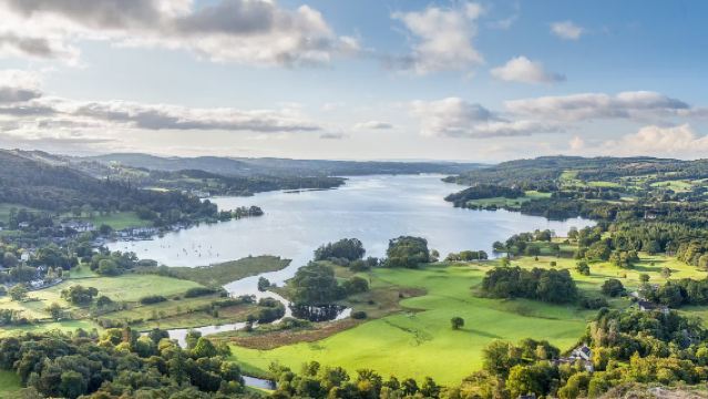 Lawatan sehari dari Manchester, UK: Pelayaran di Tasik Windermere, kereta api stim dan banyak lagi