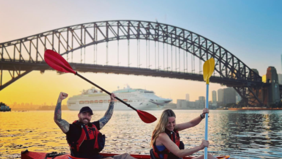 Kayak di 2 ore [Kayak a Sydney per ammirare l'alba/tramonto + opzione kayak singolo/doppio]