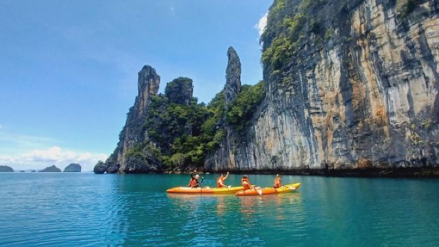 เรือคายัค Mirror Lake Krabi 2-8 ชั่วโมง [เรือคายัค|หลายเส้นทางให้เลือก | ทะเลสาบกระจก / อ่าวท่าลัน / เกาะห้อง
