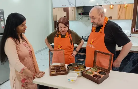 素食與非素食：德里家庭私人烹飪課程（7餐）