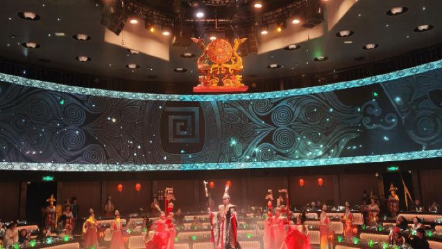 Xangai Yan Tian Xia • Banquete Musical | Banquete Imperial Circular 360°, uma viagem à Era de Ouro Tang em Xangai para um banquete imperial milenar (Degustação da Gastronomia Imperial + Apreciação de Música e Dança da Corte + Maquiagem e Traje no Estilo Antigo)