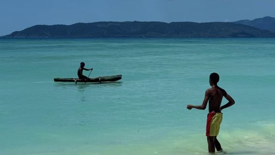 [Location voiture avec chauffeur] Madagascar - Île Sainte-Marie : Même circuit que "Flowers and Youth" | Guide touristique/accompagnateur local en chinois