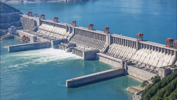Half-day tour to Yichang Three Gorges Dam [daily departure, visit the monumental national project]