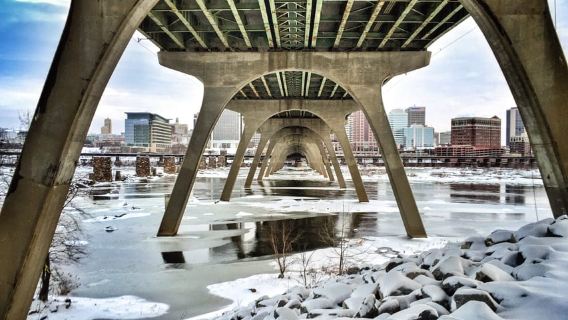 Richmond: Guided Hike in James River Park