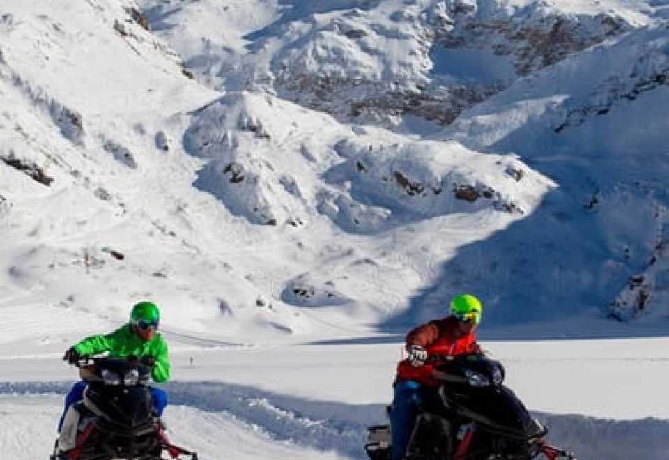 ルツェルン発：ティトリス山スノーモービルアドベンチャー | Trip.com