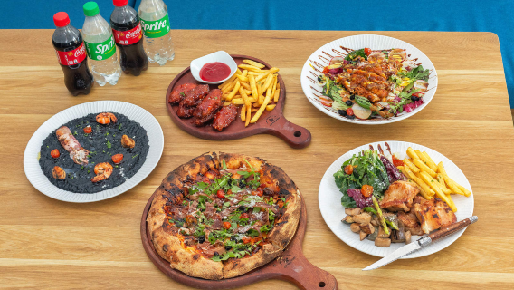 ประสบการณ์การรับประทานอาหารที่ร้าน Blue Table (ร้านอาหารอิตาเลียน) ในเมืองยามอาทิตย์อัสดง เกาะฟูก๊วก แพ็กเกจคู่รัก / แพ็กเกจครอบครัว ร้านอาหารทะเล Blue