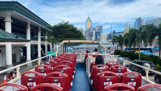 プラハBig bus乗り降り自由の観光バス【プラハのランドマーク建築/複数路線選択/無料Wi-Fi完備/豪華オープントップバス/自由に観光スポットを探索】