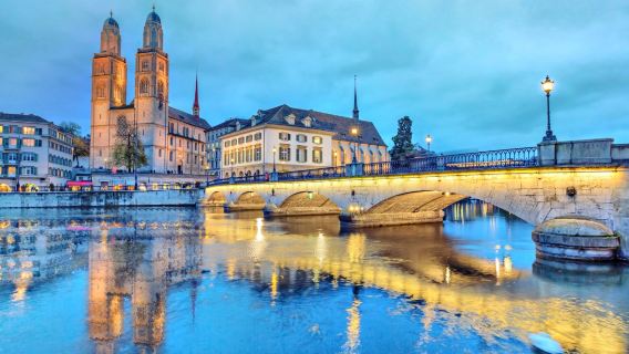 班霍夫大街+大教堂+林登霍夫山+蘇黎世湖【中文包車】