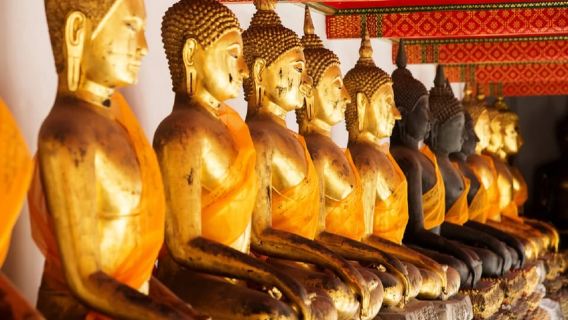Bangkok: Wat Pho and Wat Arun Guided Walking Tour