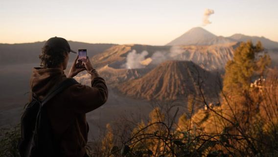 From Surabaya or Malang: Private Mt. Bromo Sunrise Day Trip