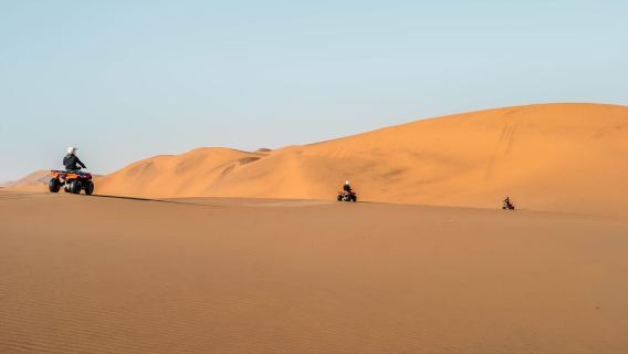 Swakopmund: Desert Dunes Quad Biking dengan Papan Pasir Pilihan