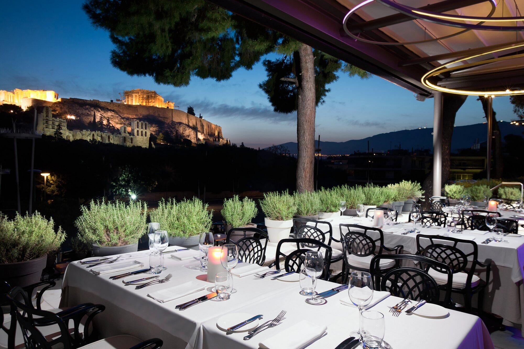 Dionysus Restaurant, el restaurante de moda en Atenas, Grecia, servicio de reservas en restaurantes