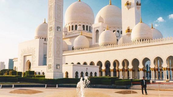 Dubai Abu Dhabi City Tour/Sheikh Zayed Grand Mosque - Presidential Palace Private Charter in Chinese/English