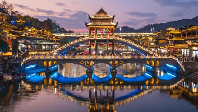 8-Person Group 1-Day Tour to Tianmen Mountain + Furong Town + Fenghuang Ancient Town Night View | Tianmen Cave · Waterfall Town · Cruise