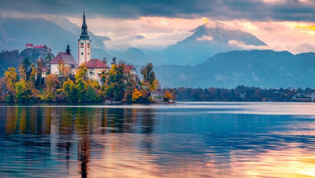 Slovenia: Istana Ljubljana + Tasik Bled | Tempahan Perjalanan Sewaan Peribadi 10 Jam dalam Bahasa Cina